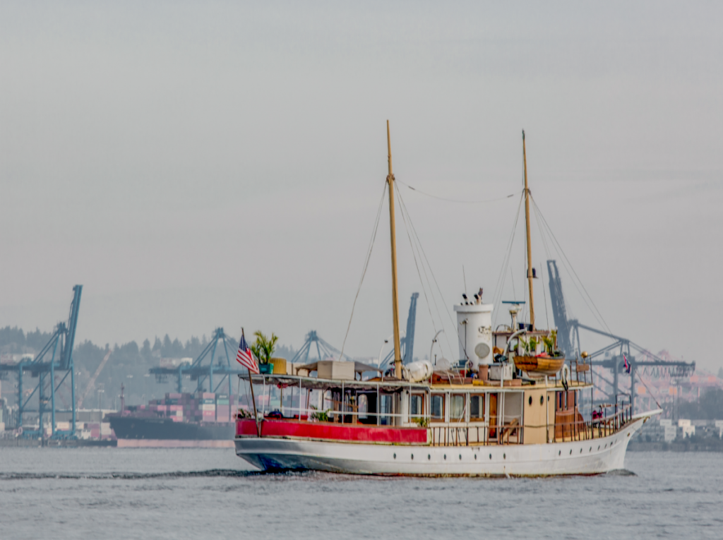 Exploring Timeless Luxury: Pioneering Yachts of History